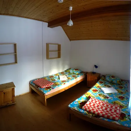 Konukevi Kueljemaee Puhkemaja *